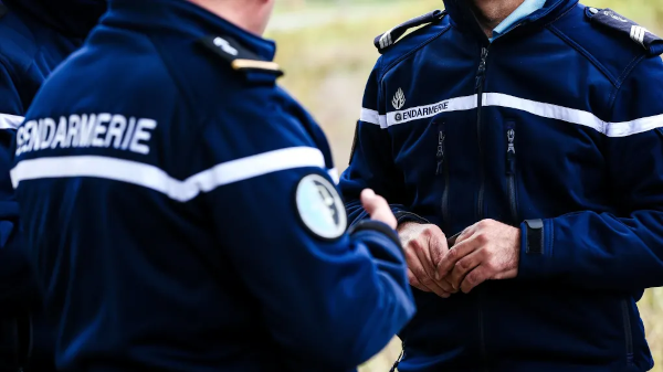 chant Les deux gendarmes